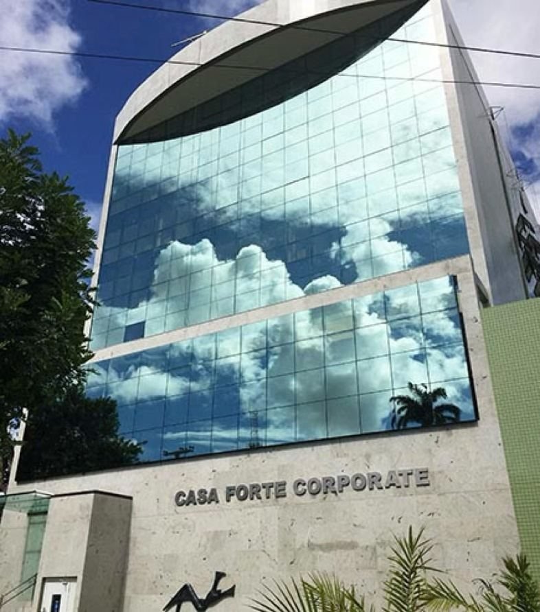 Fachada do edifício Casa Forte Corporate, onde fica o escritório